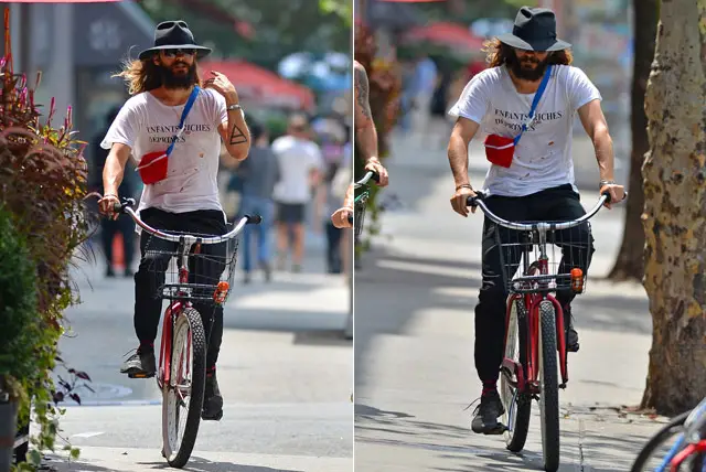 Jared Leto ruining pedestrians' day in Soho